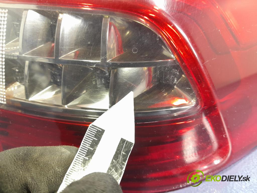 Citroen C5 2011 světlo Zad: Práva: Mimo: 9675065680
