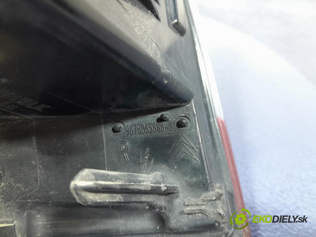 Citroen C5 2011 světlo Zad: Práva: Mimo: 9675065680