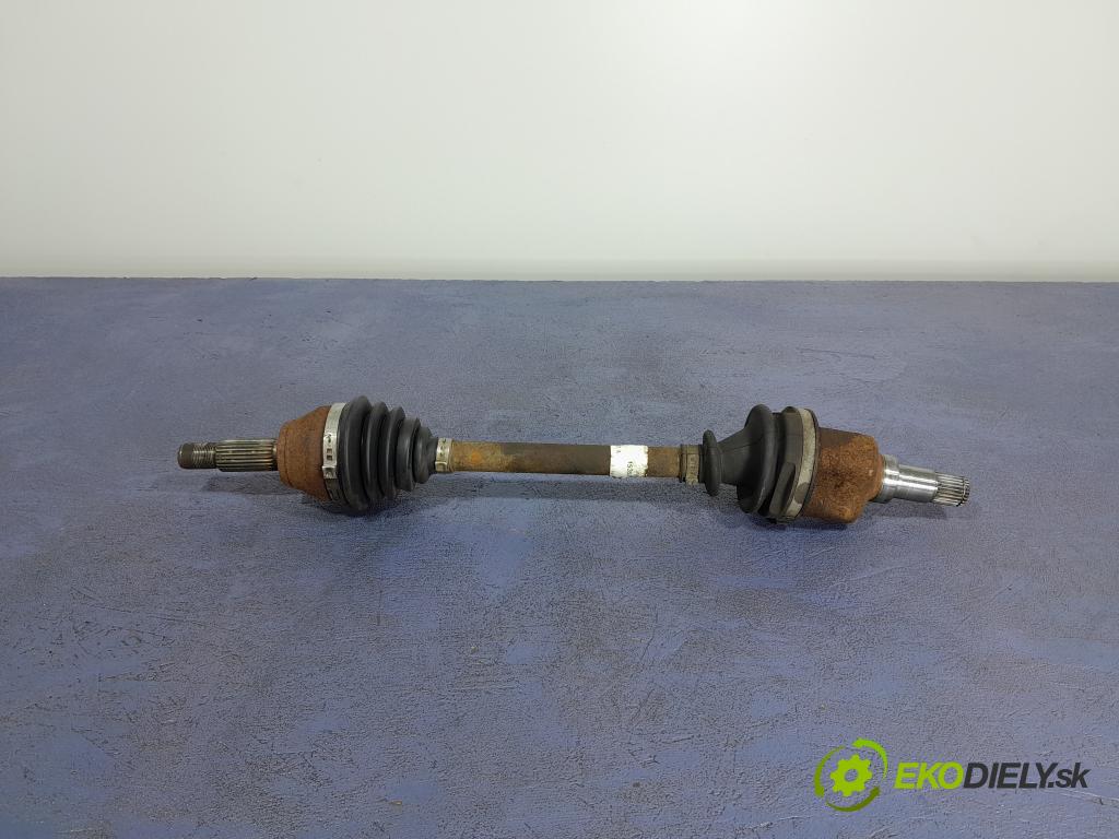 Ford Fiesta 2005 poloos ľavá Predné 01