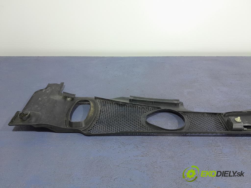 Audi A4 2009 torpédo 8K1819447