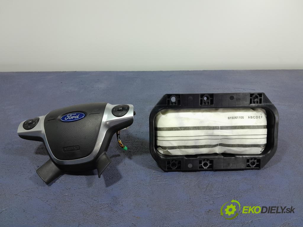 Ford C-max 2010 kokpit,pristrojová doska 01