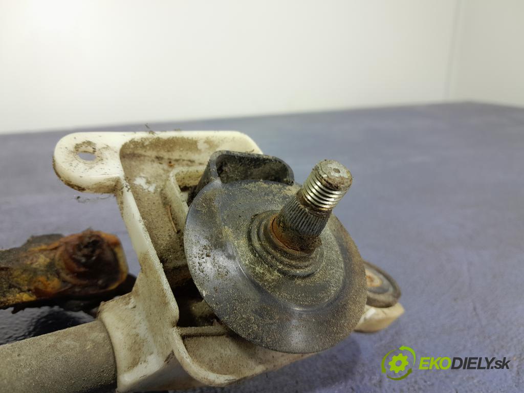 Nissan Micra 2005 mechanizmus motor: Stierače: Predné 28810AX700