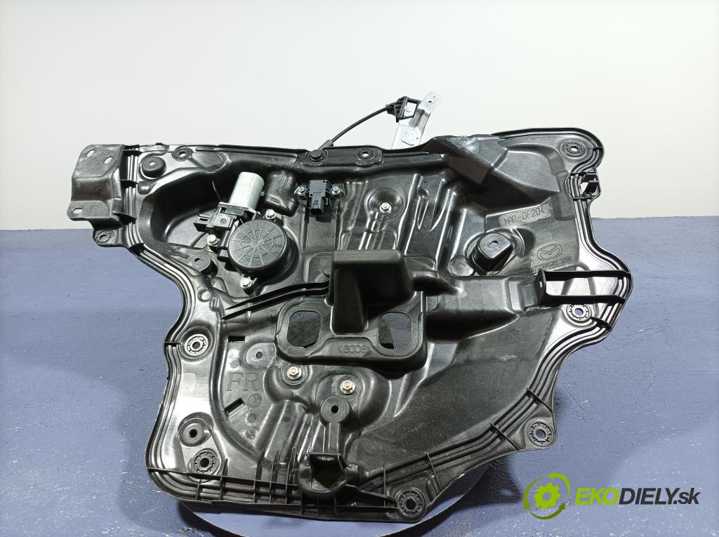 Mazda 6 2015 mechanismus stahování Sklenka: před v pravo: GHP95897X