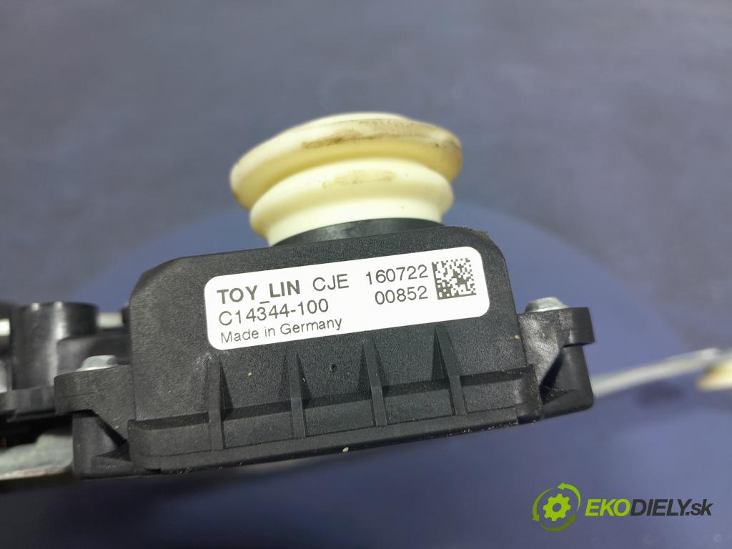 Toyota Corolla 2016 mechanismus stahování Sklenka: Zad: v pravo: 85720-02550