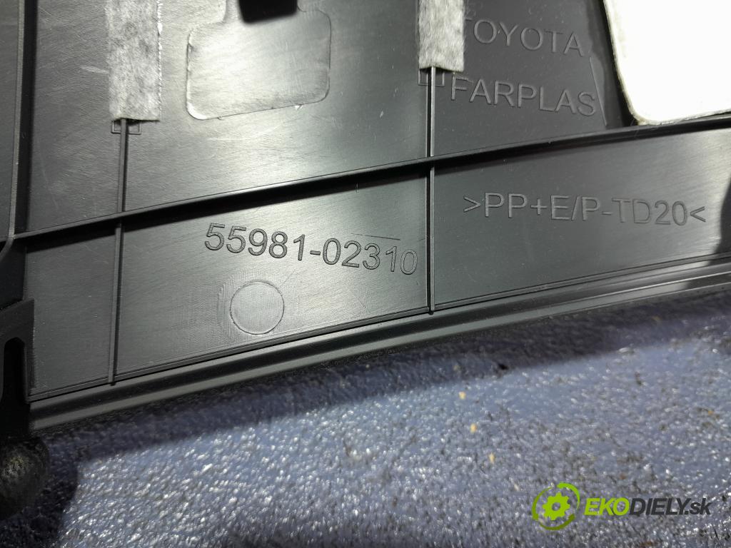 Toyota Corolla 2016 torpédo 55950-02270