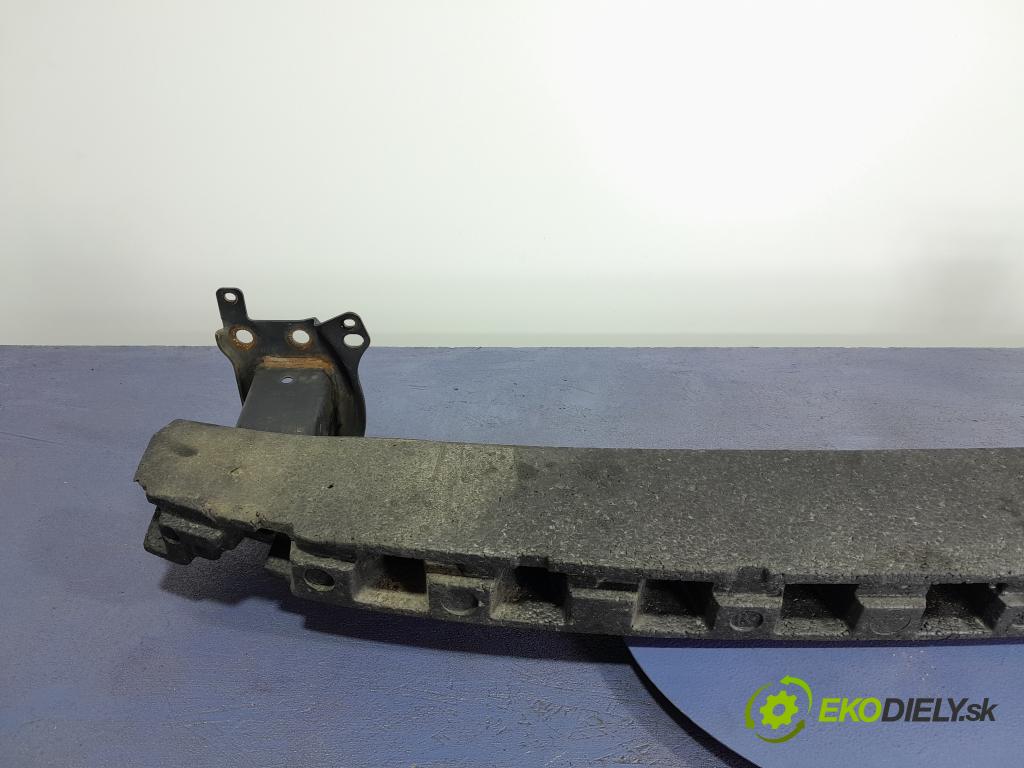 Vw Touran 2004 výztuha narazník před 01