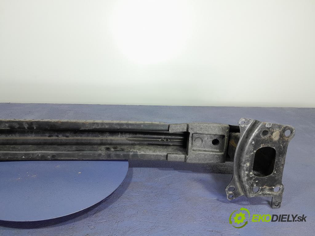 Vw Touran 2004 výztuha narazník před 01