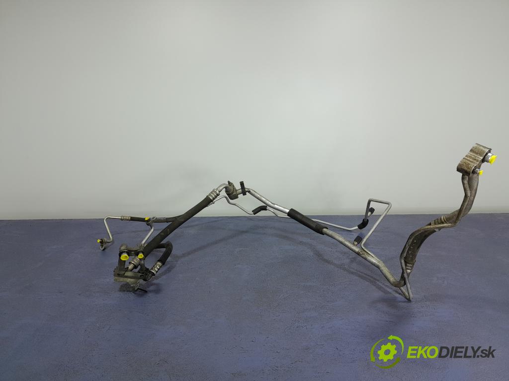 Opel Insignia 2011 rúrka Klimatizácia: 13220107