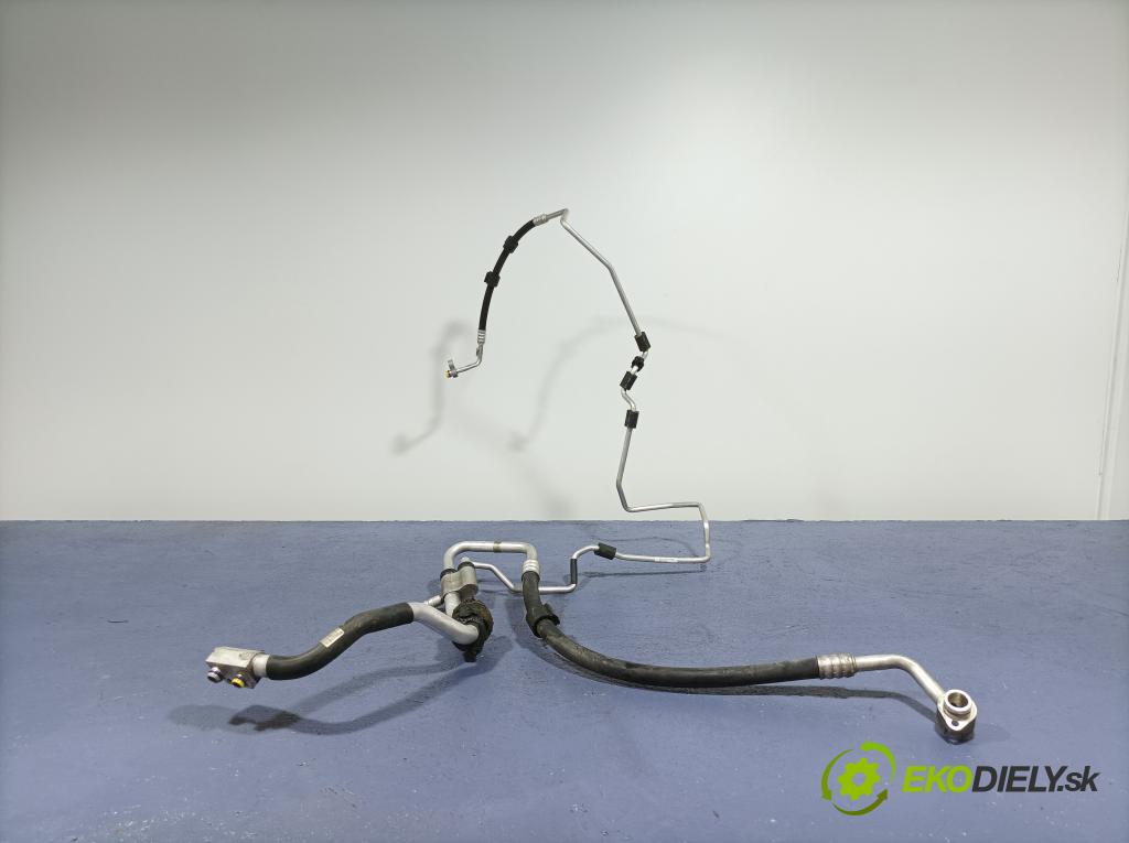 Audi A4 2009 rúrka Klimatizácia: 8K0260710Q