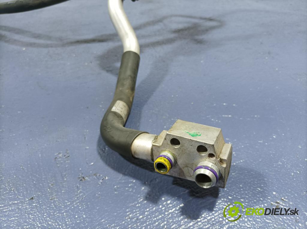 Audi A4 2009 rúrka Klimatizácia: 8K0260710Q