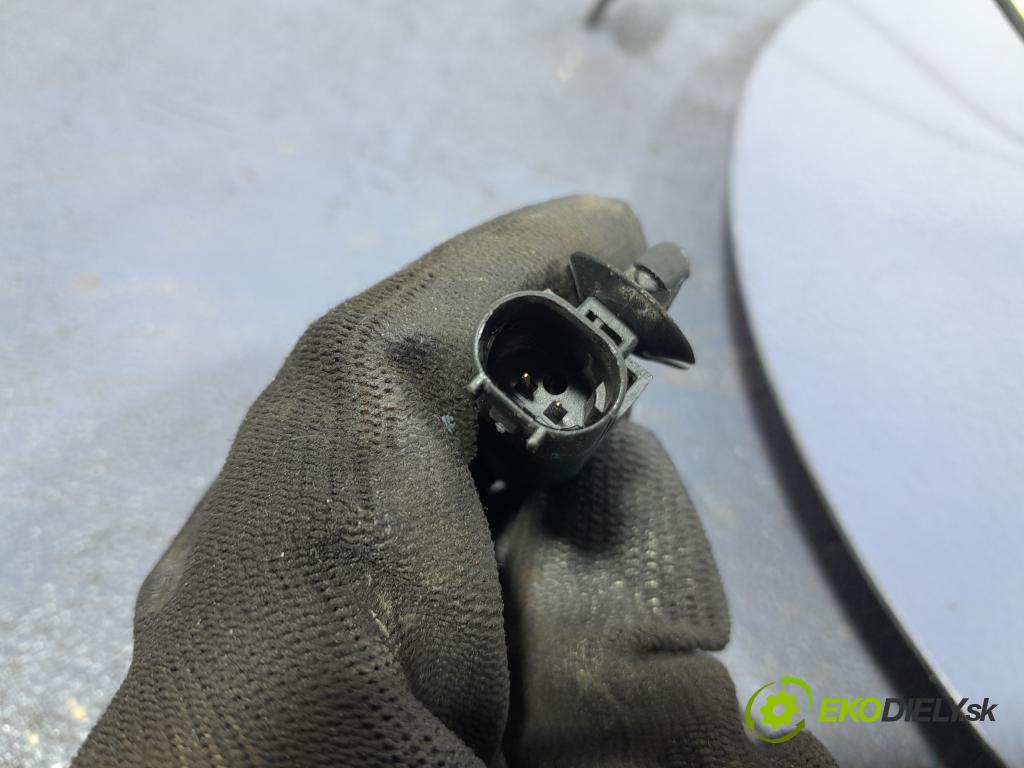 Toyota Corolla 2016 snímač ABS. 89542-02061
