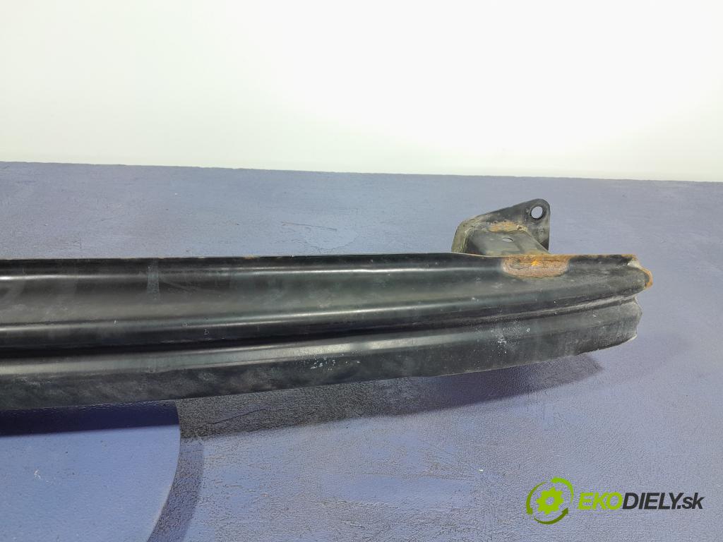 Vw Passat 2011 výztuha narazník Zad: 01