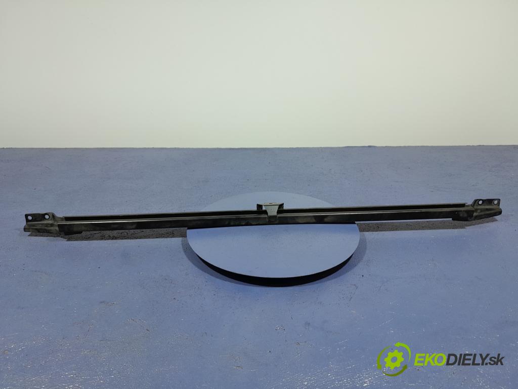 Audi A6 2006 výztuha Čelní / stěna Přední 4F0805629A