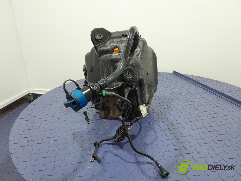 Bmw X5 2014 Nádrž: AdBlue: 7295653