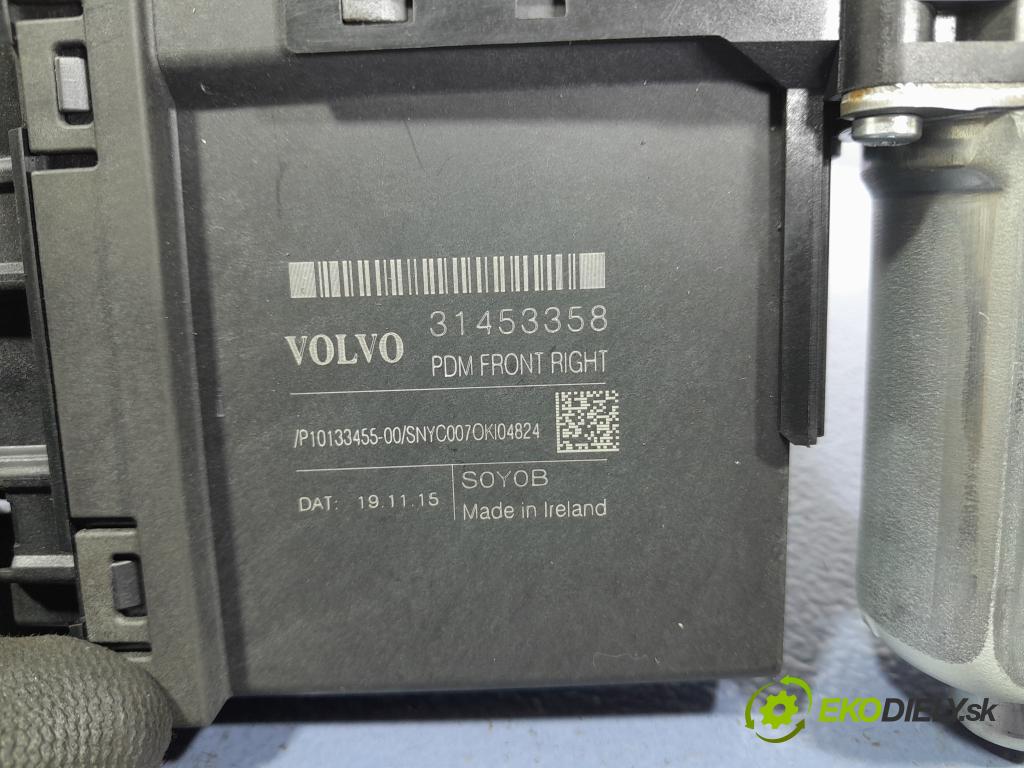 Volvo Xc90 2016 mechanismus stahování Sklenka: před v pravo: 31453358