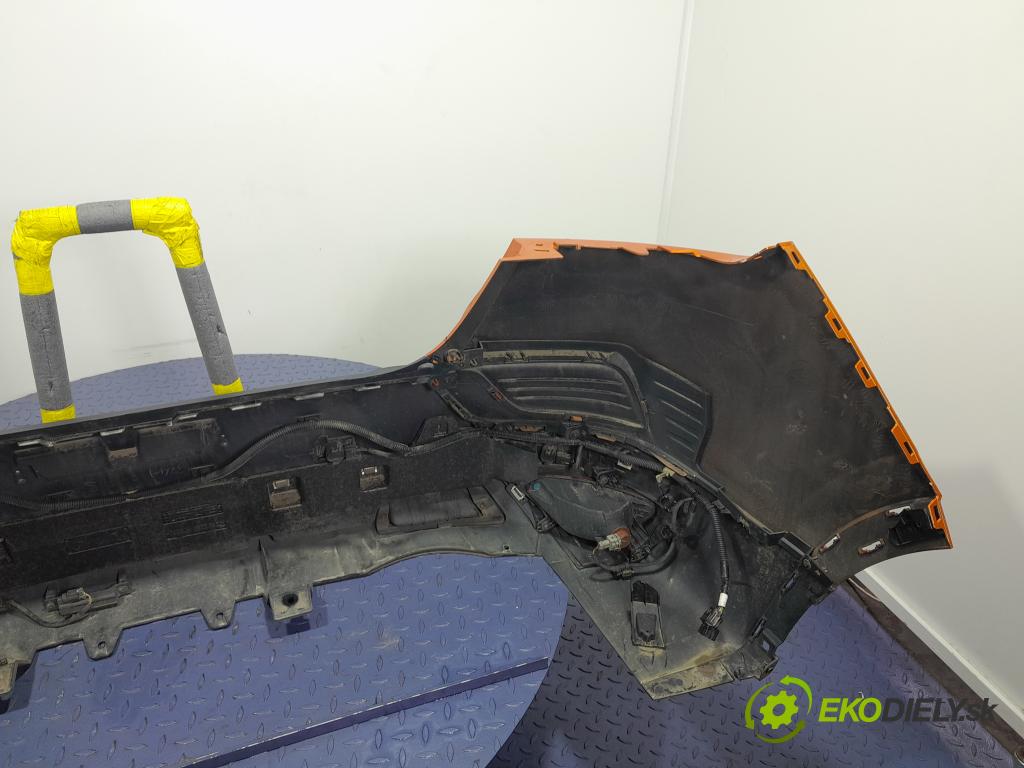 Renault Arkana 2021 nárazník Zad: 01