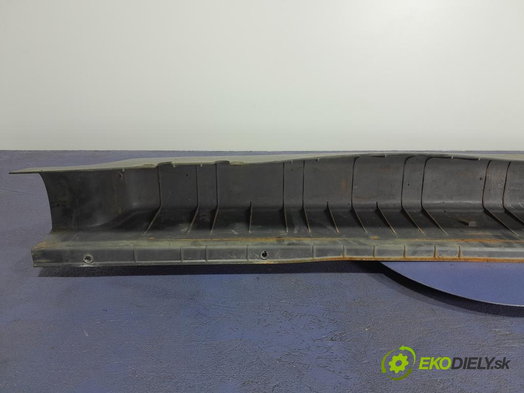 Ford Transit 2005 nárazník Zad: YC15-17E974-ALW