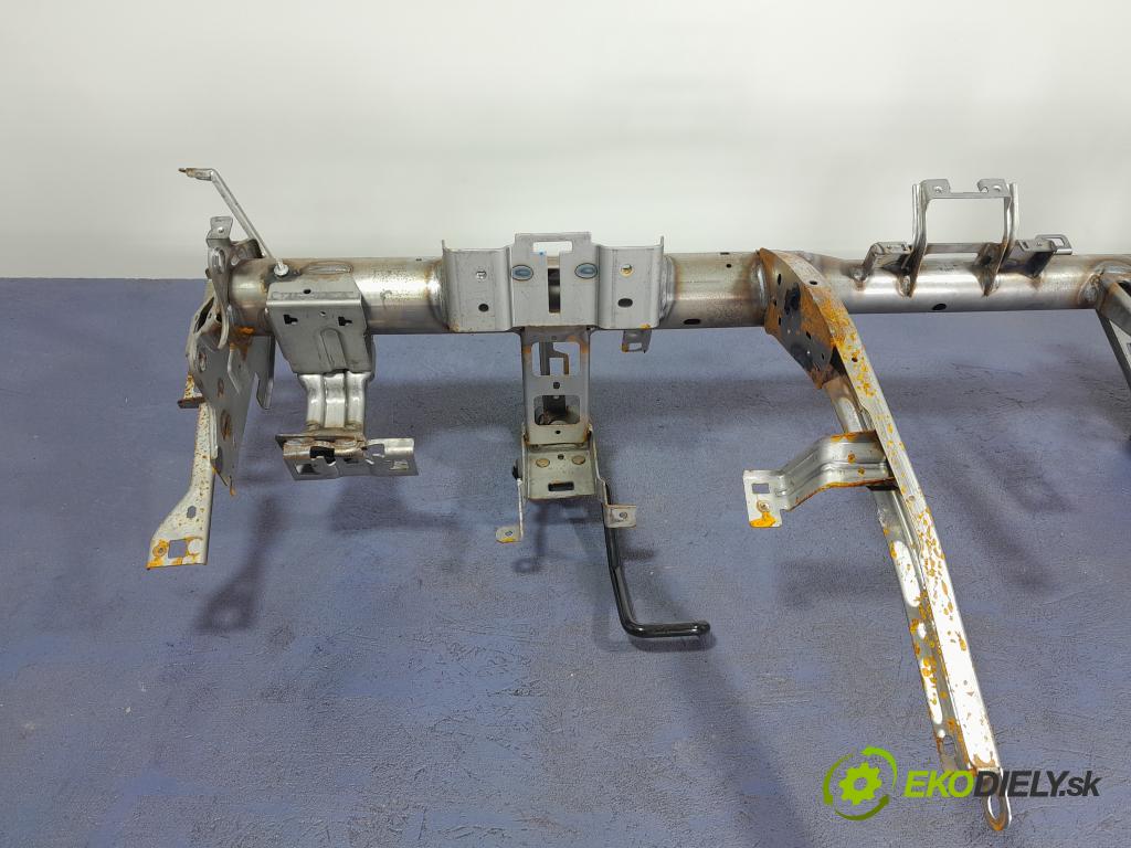 Renault Arkana 2021 kokpit,pristrojová doska 678704868R