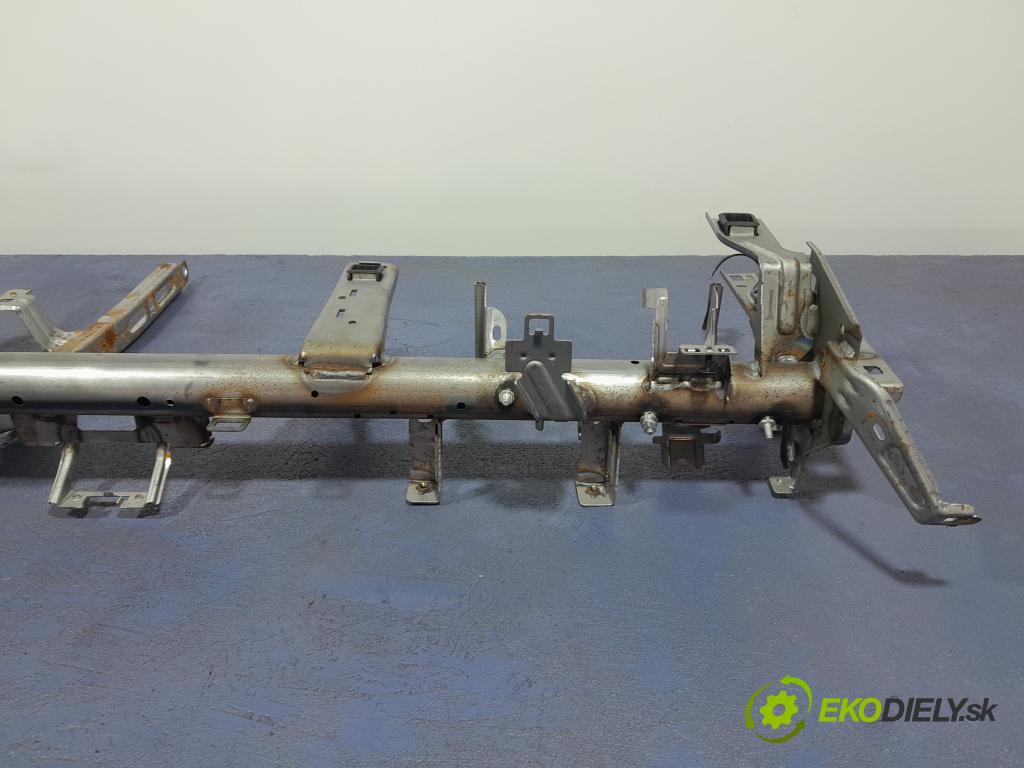 Renault Arkana 2021 kokpit,pristrojová doska 678704868R