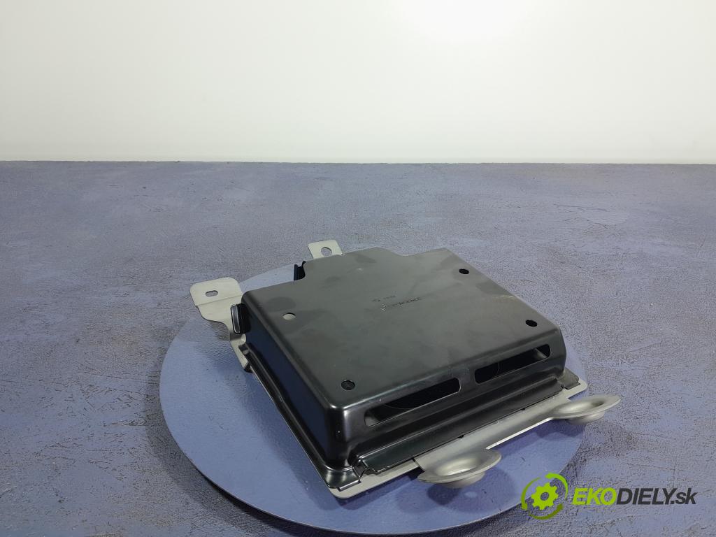 Renault Arkana 2021 riadiaca jednotka Motor: 237061970R