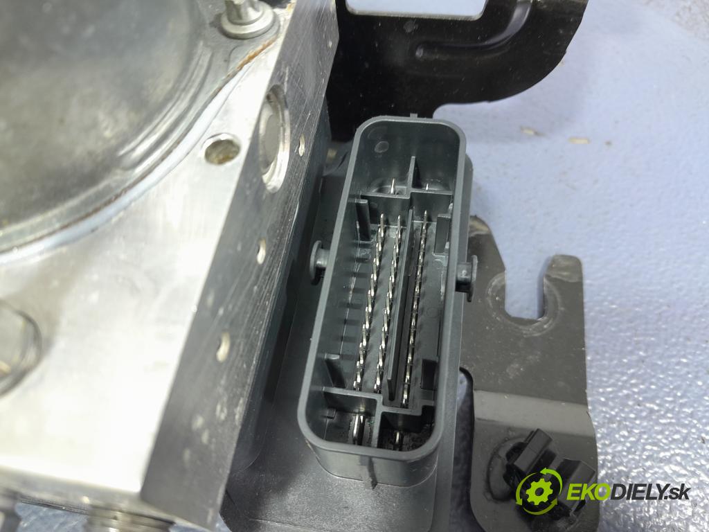 Renault Arkana 2021 čerpadlo ABS x 476606196R