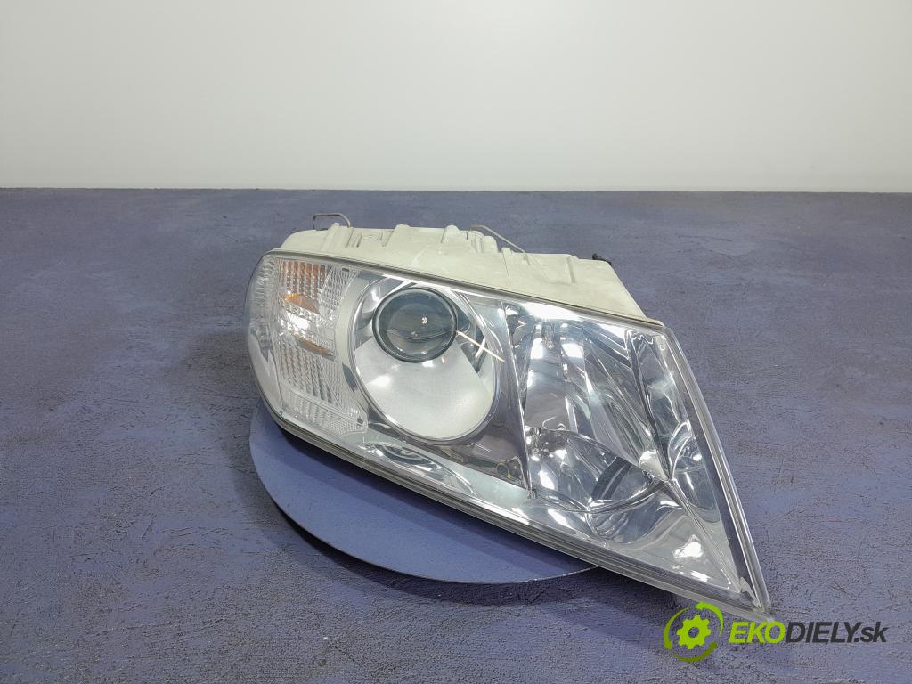 Skoda Octavia 2008 Reflektor: v pravo: 1Z1941018N