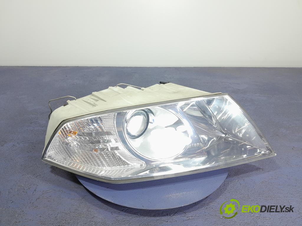 Skoda Octavia 2008 Reflektor: v pravo: 1Z1941018N