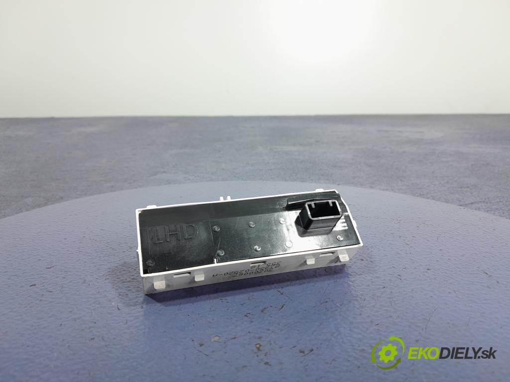 Toyota Corolla 2019 Zobrazit: Rádio: / GPS 83950-02520-A