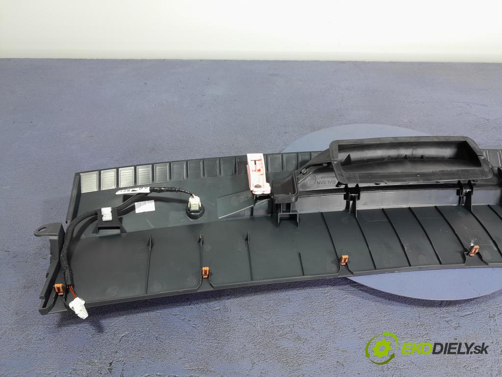 Toyota Corolla 2019 kokpit,pristrojová doska 55300-02030