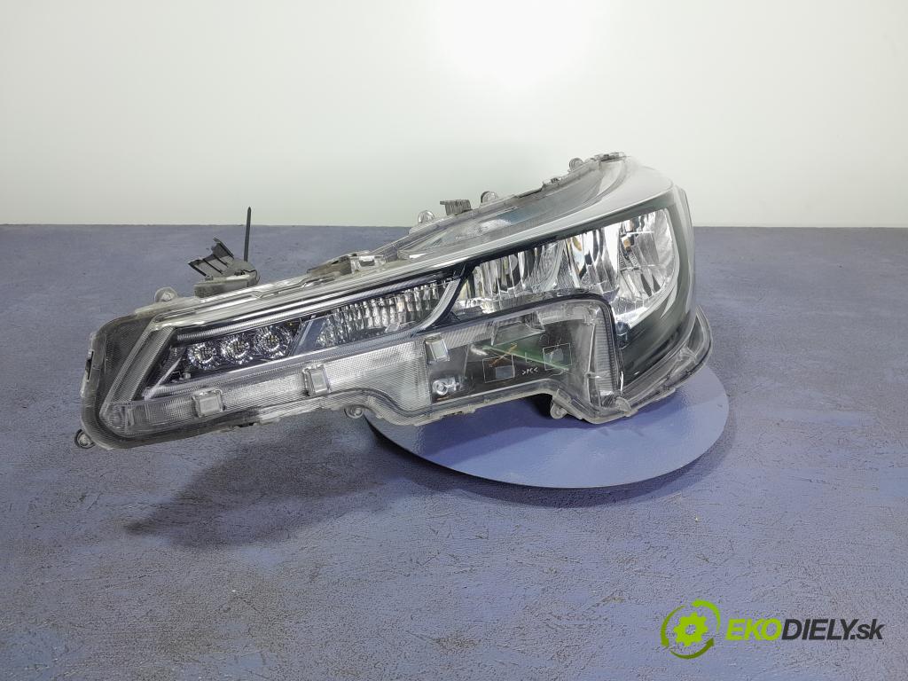 Toyota Corolla 2019 světlo Levý: 81150-02S60