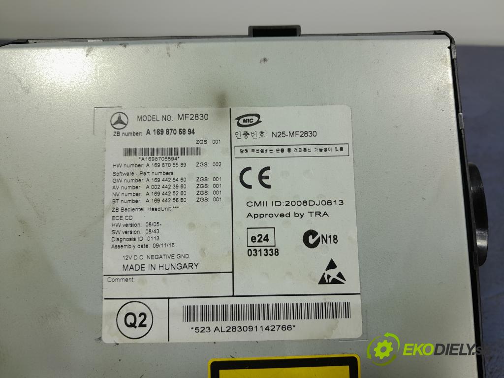 Mercedes B-klasa 2009 Radio I Navigácia: A1698705894