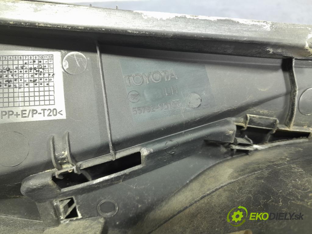 Toyota Yaris 2010 torpédo 55782-0D100