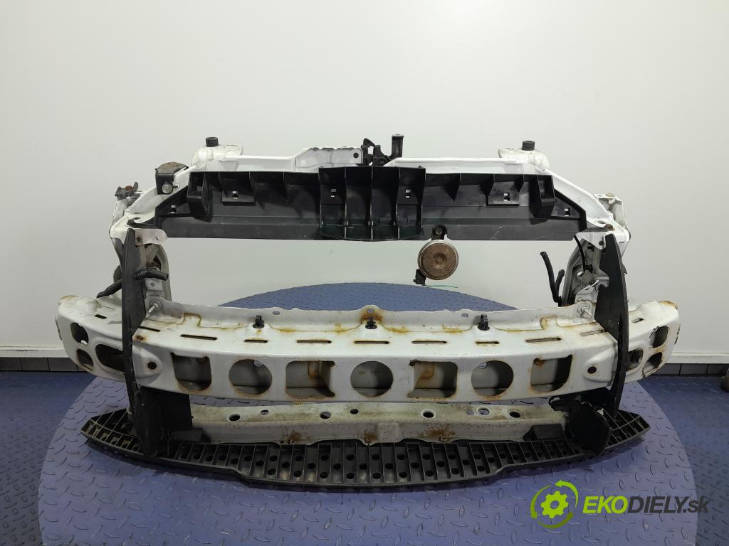 Toyota Yaris 2010 výztuha Čelní / stěna Přední 01