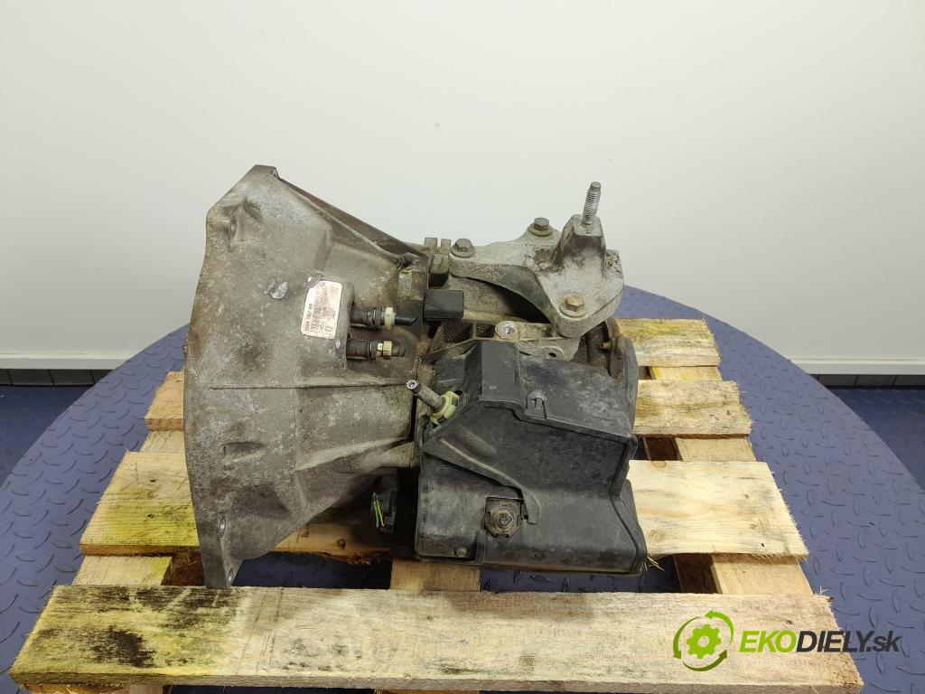 Ford Fiesta 2005 prevodovka Manualna 2S6R7002MB
