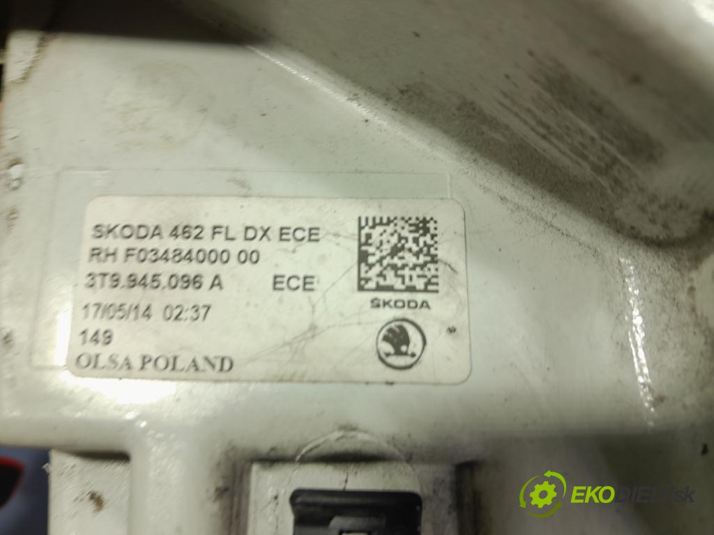Skoda Superb 2014 světlo Zad: Práva: Mimo: 3T9945096A