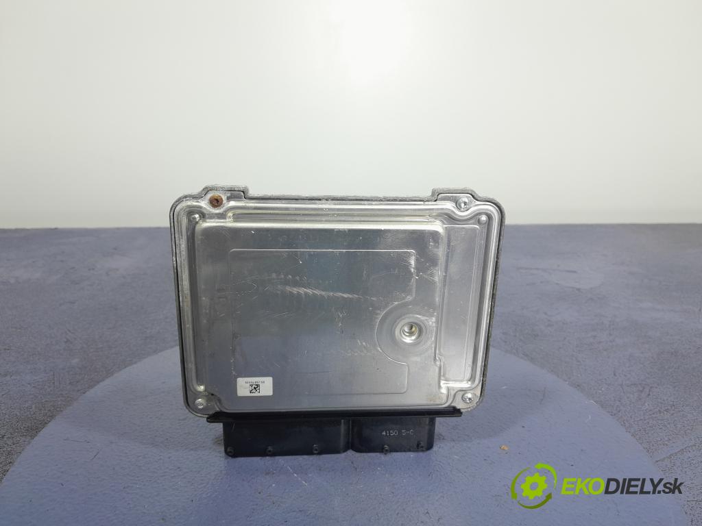 Vw Scirocco 2010 riadiaca jednotka Motor: 03C906027AT