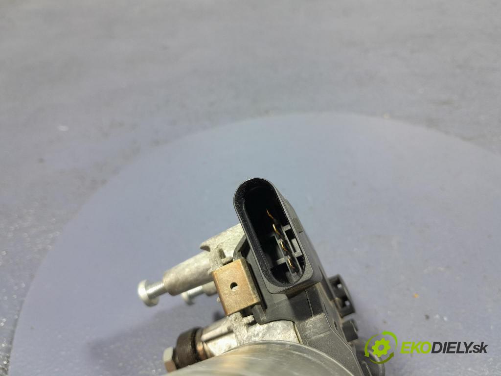 Vw Scirocco 2010 mechanizmus motor: Stierače: Predné 1K8955119D