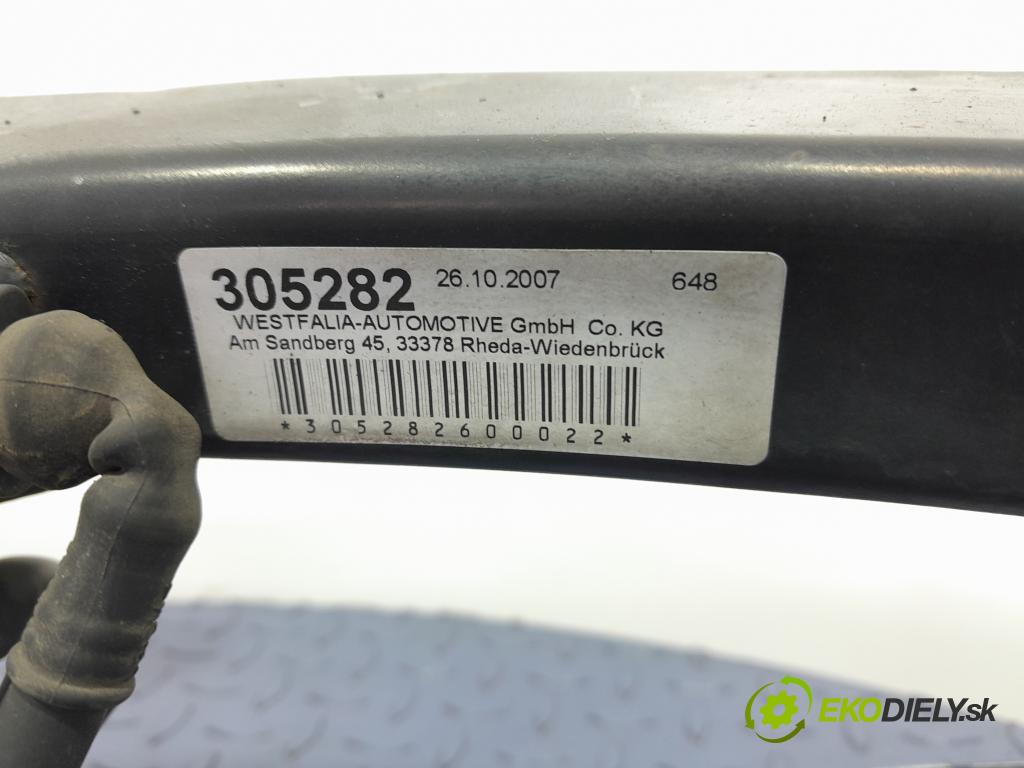 Audi A6 2007 oko Do Přívěsy 4F0800491C