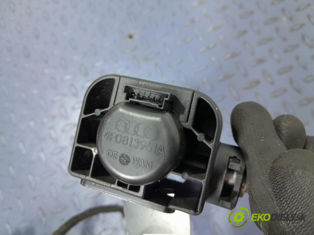Audi A6 2007 oko Do Přívěsy 4F0800491C