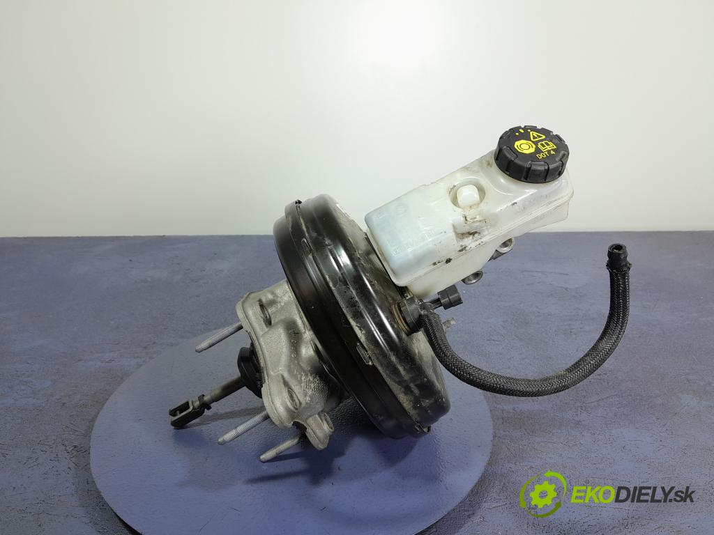 Renault Clio 2016 servo Brzdní: 472104788R