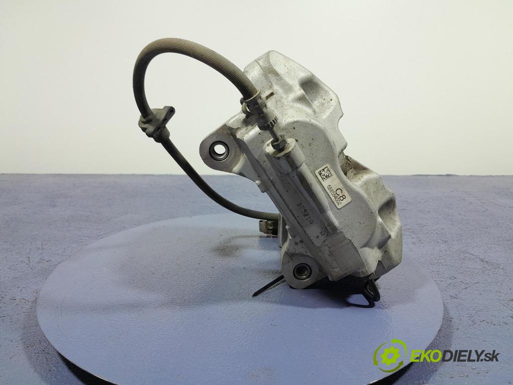 Bmw Seria 3 2021 brzdič brzdový Predné v pravo: 6885840