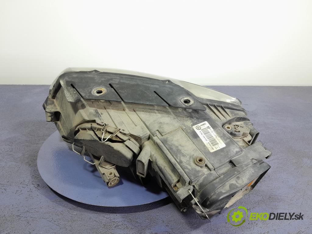 Vw Passat 2008 Reflektor: v pravo: 3C0941754K