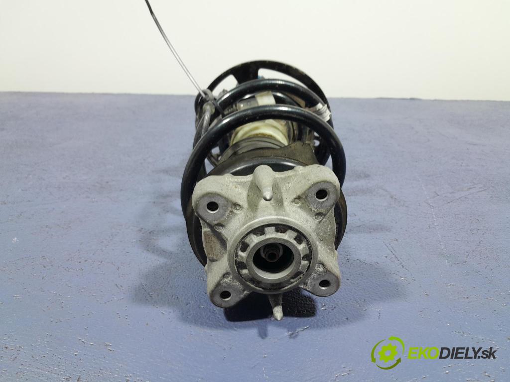 Bmw Seria 3 2021 tlmič Predné Vľavo.: 6895061