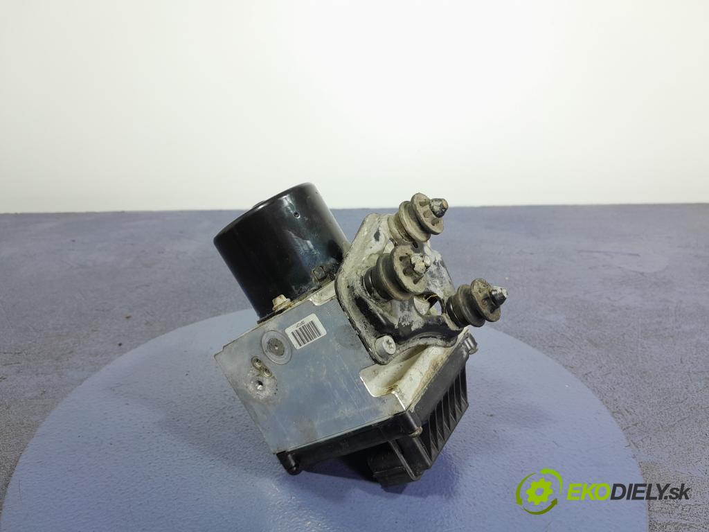 Vw Passat 2008 čerpadlo ABS x 3C0614109P