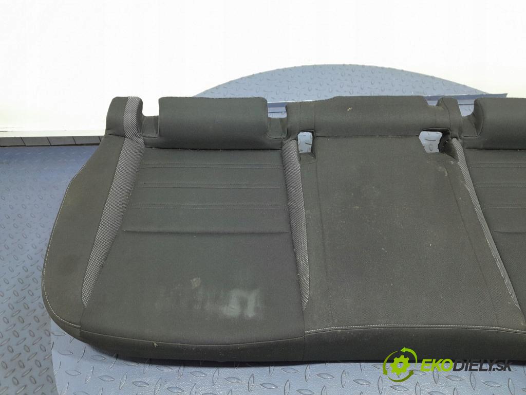 Skoda Octavia 2017 Sedačka zadný 5E0885375E