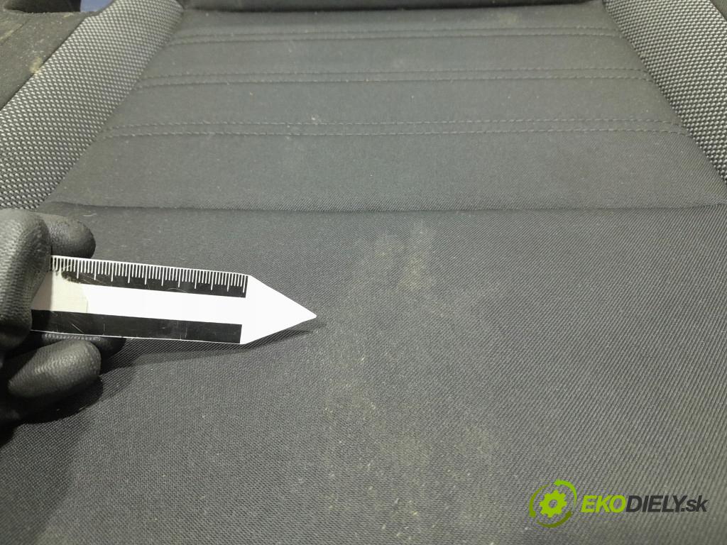 Skoda Octavia 2017 Sedačka zadný 5E0885375E