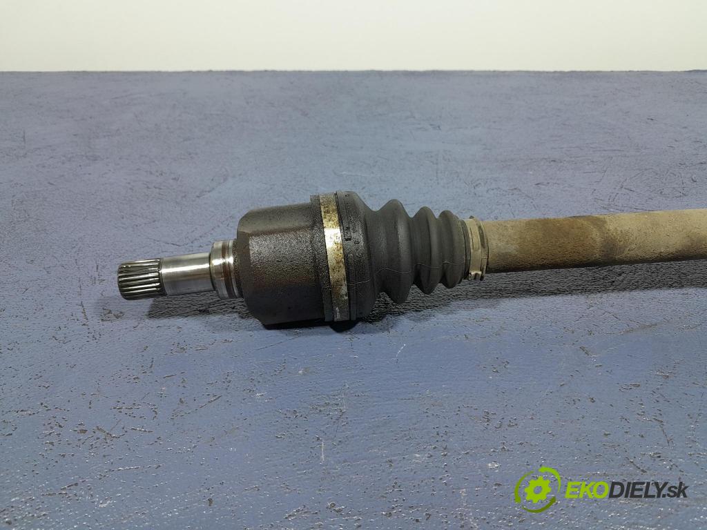 Peugeot 307 2005 poloos ľavá Predné 01
