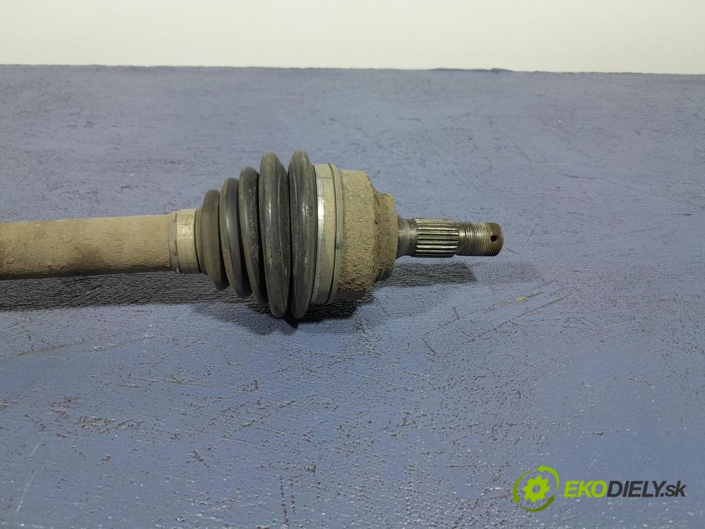 Peugeot 307 2005 poloos ľavá Predné 01