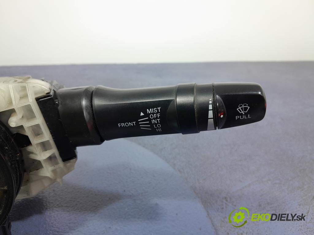 Mitsubishi L200 2006 prepínač Komplex: 8651A134