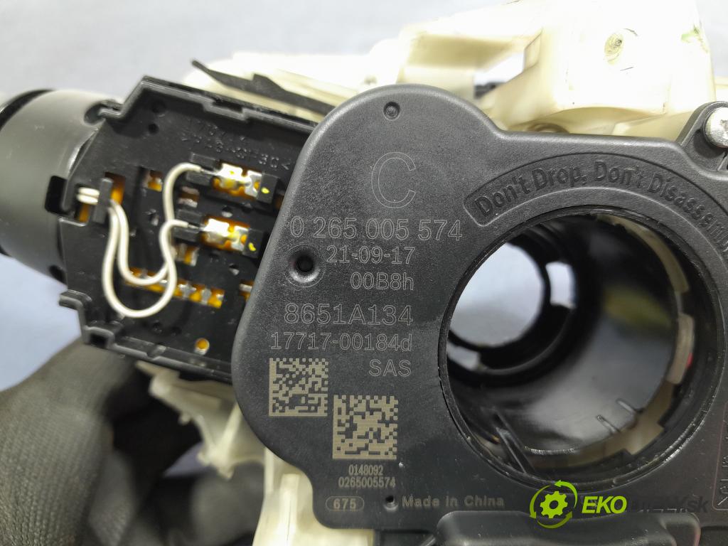 Mitsubishi L200 2006 prepínač Komplex: 8651A134